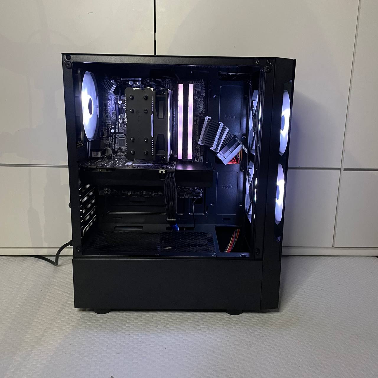 Gaming Pc - Ryzen 5 5500 - RX 5700XT - 16GB RAM - SSD - Garantie