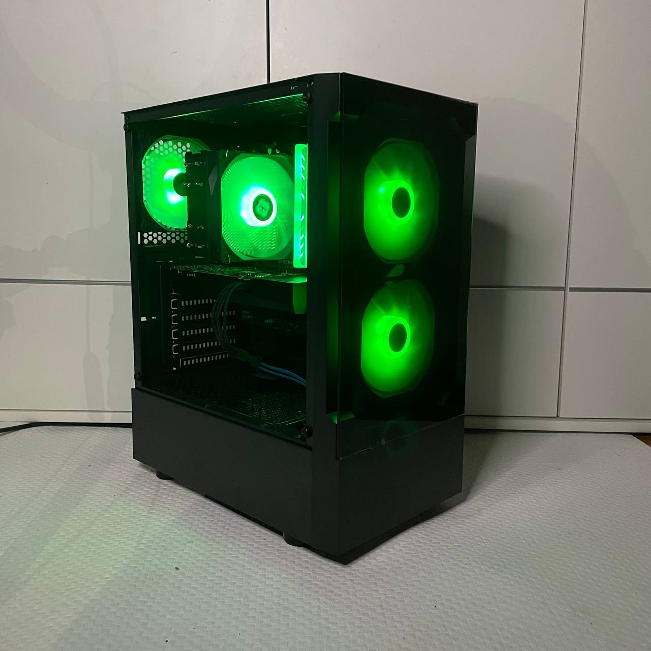 Pro Gaming Pc - RTX 3060 12GB - Ryzen 7 - 16GB RAM - SSD-Garantie